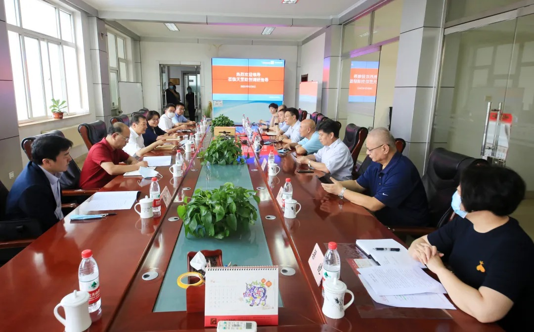 北京市第四中級(jí)人民法院及大興區(qū)、鎮(zhèn)領(lǐng)導(dǎo)一行到天罡助劑參觀調(diào)研